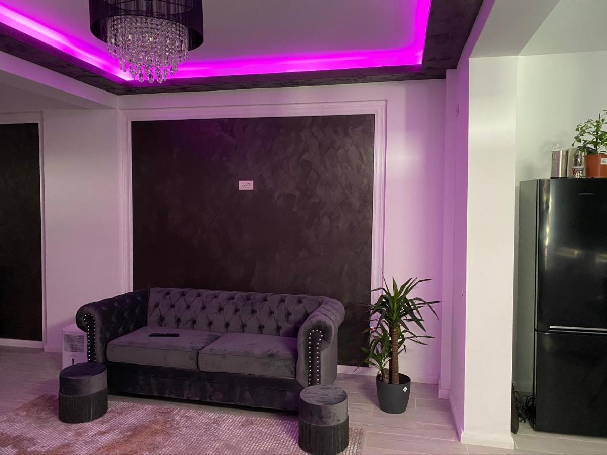 Silver Apartaments นาโวดาริ ภายนอก รูปภาพ