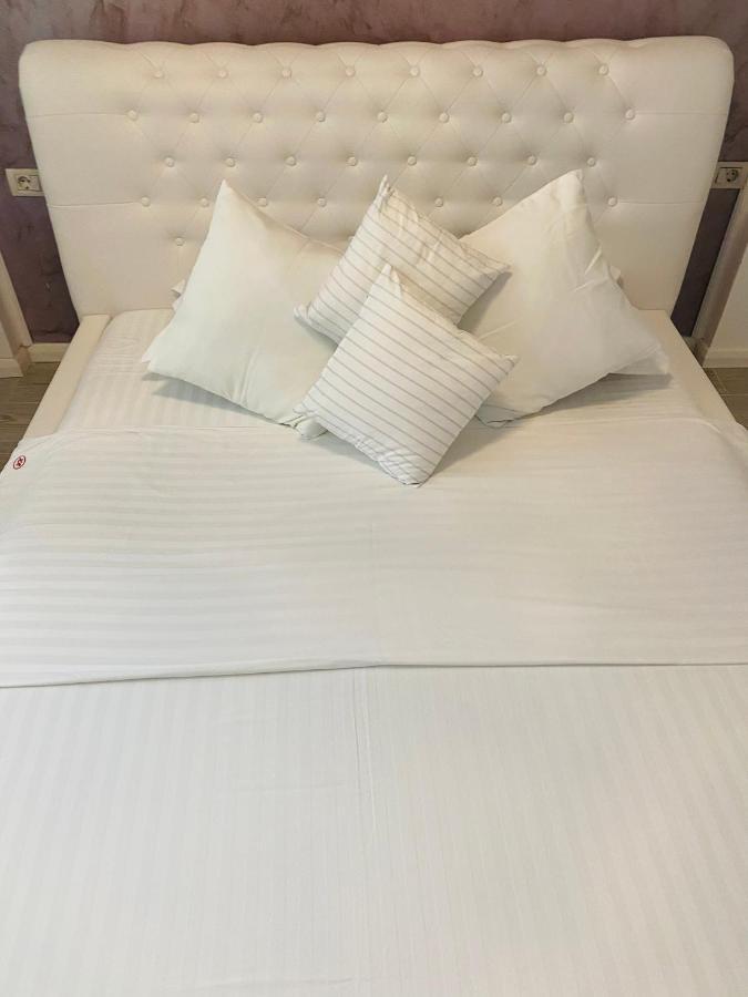 Silver Apartaments นาโวดาริ ภายนอก รูปภาพ